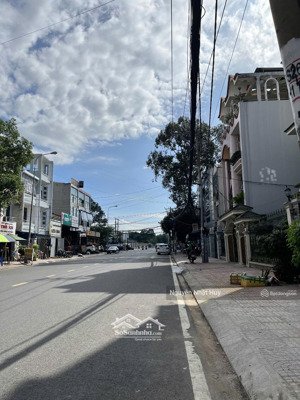 bán nhà mặt tiền đường số 26 bình phú, ngang 4m4 dài 25m, 3 lầu, chỉ 18 tỷ 9, q.6