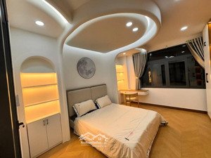 siêu phẩm hxh - gần bà chiểu - 5 tầng btct - 4 phòng - full nội thất - sổ nở hậu - nhỉnh 8 tỷ