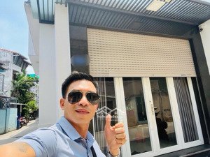 siêu phẩm hiếm 4 tầng/ hẻm xh tránh huỳnh tấn phát- ngay nam long trần trọng cung- nhà thi đấu q7