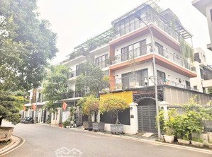 bán gấp-nhà mạc thái tổ-55m-7 tầng-phân lô, vỉa hè, ô tô tránh, thang máy, văn phòng.