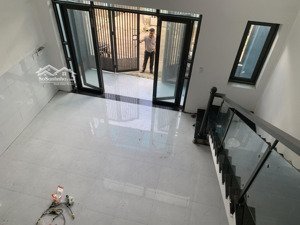 nhà kiệt ô tô 119 phạm như xương