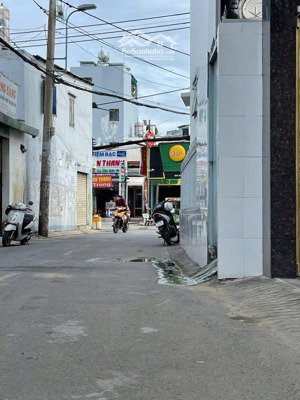 cần bán miếng đất gần đường nguyễn thị định p. thạnh mỹ lợi. ngang 7.11m dài 11.45m dt 81.4m2