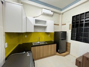 cho thuê nhà trọ 25m2 tại phan văn trị, p 11, bình thạnh, hcm, full nội thất có máy giặt riêng