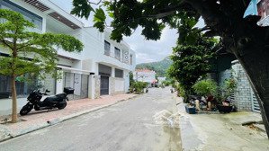 bán đất mặt tiền vũ hữu ngang 4,7 m đường 10 m cách biển 1,2 km tại bắc nha trang