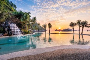 chính chủ bán flamingo cát bà đẹp hơn sun cát bà. chỉ với: 1 tỷ 850/căn, 42.9m2, đã có sổ đỏ