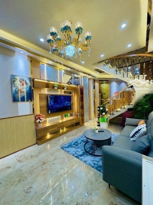 tân bình - ngay cầu vượt lăng cha cả - khu hiếm bán - ô tô đỗ cửa thông - nhà đẹp ở ngay nhỉnh 7 tỷ