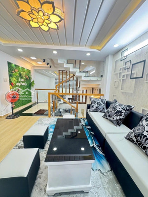 giá tốt ! trình làng nhà phố 4 tầng hẻm xe hơi bùi quang là p12 gv sân thượng trước sau thoáng mát