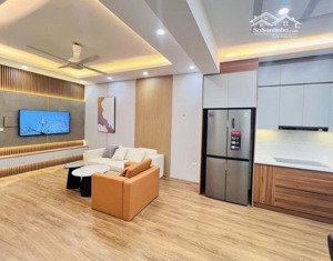 chung cư phạm ngọc thạch full nội thất chào 7,7 tỷ vị trí: gần trường học, chợ, siêu thị