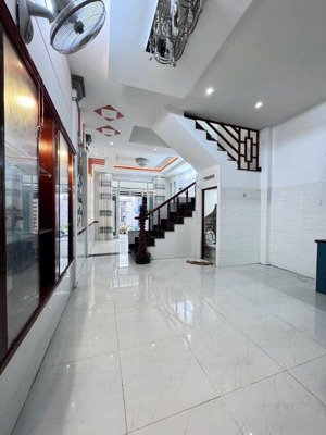 siêu phẩm căn nhà ở đường số 48 phường hiệp bình chánh thủ đức, ngay sát chợ đường 5m giá 2tỷ650tl