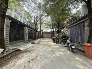 còn 2 lô đất rẻ nhất phường 67.4m2 chỉ 3.7 tỷ