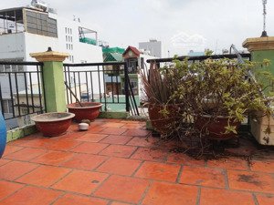 bán nhà 3 tầng 30m2 có nguồn thu nhập tháng 7phòng đang cho thuê, điện biên phủ - nơ trang long