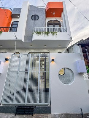 còn duy nhất căn full nội thất - 2ty500 - 40 m - 2pn