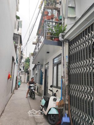 bán gấp nhà mới đường phú thọ hòa q.tân phú, 26m2 ,2 tầng,hẻm ba gác chỉ 3ty35. lh: 