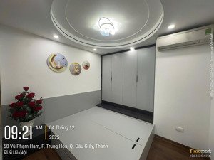 bán căn hộ chung cư trung yên 1 vũ phạm hàm trung kính 134.3m² gồm 4 ngủ. ban công đông nam