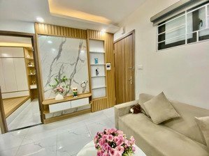 bán ccmn giá rẻ mới tinh ô tô đỗ sau royal city