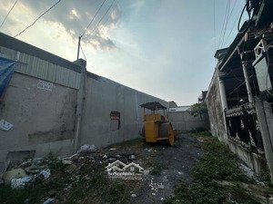 chủ cần bán gấp lô đất siêu hiếm 312m2, shr, sát ql50, khu dân cư đông đúc. lh 