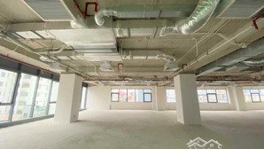 cần cho thuê văn phòng tại quận thanh xuân , diện tích 427m2 có đầy đủ nội thất giá từ 15 $/m2