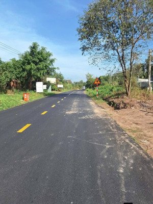 270m2 mặt tiền dt748 an điền , bến cát - ngay cạnh khu công nghiệp rạch bắp - giá 1 tỷ 9