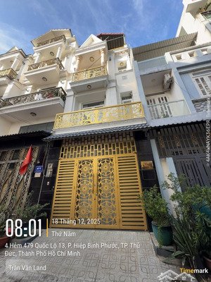 nhà 4 tầng đường 8m ngay cổng đinh thị thi, vạn phúc city, cách mấy bước chân