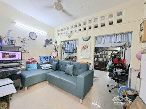 lô góc, không lộ giới 40m2 hxh chỉ 8.3 tỷ thành thái, p. diên hồng