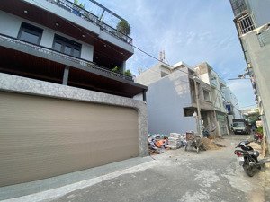 bán đất đường số 9 giao phạm văn đồng - linh tây thủ đức. ngang 7m63 thoáng đãng - đường xe tải