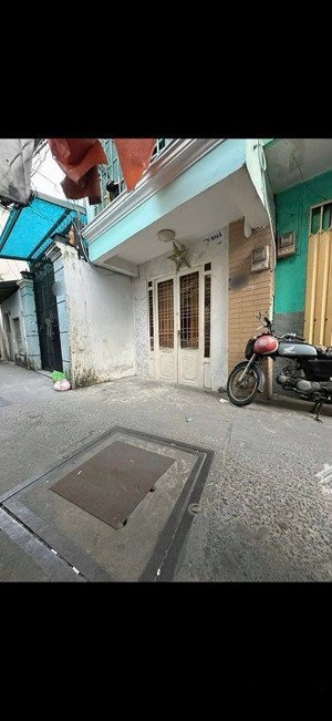 nhà 23m2 hxh - k lộ giới chỉ 4.7 tỷ thương lượng