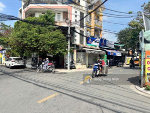 bán lô đất 243m2 ngang 10m, xd: hầm, trệt, lửng, 4 lầu, gần tuyến metro ngã 4 thủ đức, giá 15.5 tỷ