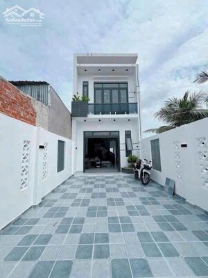 NHÀ LẦU SIÊU ĐẸP NGAY GẦN SÂN GOFL LONG THÀNH CHỈ_750 TRIỆU_SỞ_HỮU_NGAY