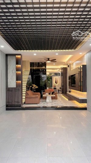 khu tái định cư phạm hữu lầu, quận 7. nhà có thang máy thông tầng, nhà nội thất cao cấp đầy đủ