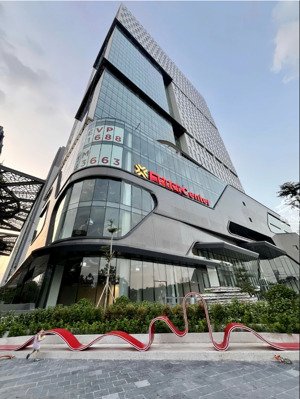 sở hữu văn phòng rox tower nền tảng vững chắc cho doanh nghiệp phát triển dài hạn