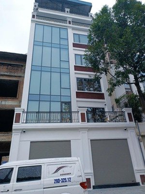 cho thuê nhà khu đấu giá yên xá, tân triềudt 110m, 6 tầng , mt 8.6m, thông sàn , thang máy, điều h