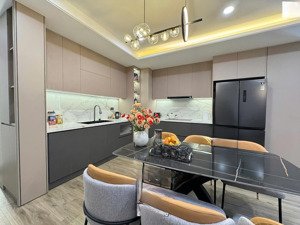 chủ bán căn chung cư 30t1 nam trung yên, dt 50m2, 2pn, sổ đỏ chính chủ giá 4.65 tỷ:0936,071,228