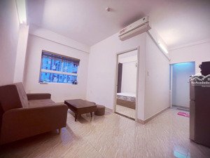 căn hộ hoàng quân nha trang, 2pn1wc đầy đủ nội thất, giá 6,5tr( bao phí quản lý)