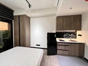 de la sol, quận 4 bán căn triple key 3 khóa, giá bán 12,2 tỷ bao mọi thuế phí. lh: 