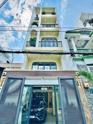 siêu phẩm nhà bạch đằng - bình thạnh - đang thuê 18tr - giá: 4,76tỷ/63m2 - cách chợ bà chiểu 500m