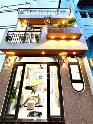 bán nhà gần đường lê quang định 31m2 3pn 2wc cạnh sân bay tân sơn nhất