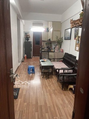 giảm giá sâu. chính chủ gửi bán căn hộ 60m2 2 ngủ vd ct10c chung cư đại thanh. sổ đỏ lâu dài 3,67tỷ