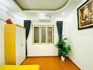 cho thuê phòng ngõ 18 yên hòa, cầu giấy, điều hòa nóng lạnh, máy giặt đầy đủ ở luôn giá 2,9 triệu/p