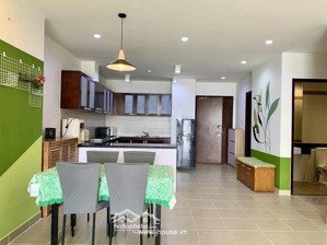 bán căn góc nguyễn biểu, 8,85 tỷ, 55m2, 2pn, view mát q5 hcm.