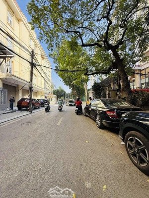 biệt thự tôn thất thiệp - khu quân đội an ninh tuyệt đối - vị trí nhiều năm mới có nhà bán