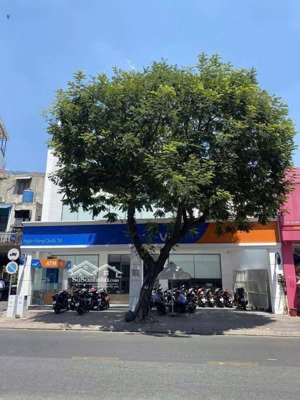 bán nhà mặt tiền đường an dương vương, quận 5 giáp quận 1 (5.5x24m) thu nhập 150 tr/th*giá 75 tỷ