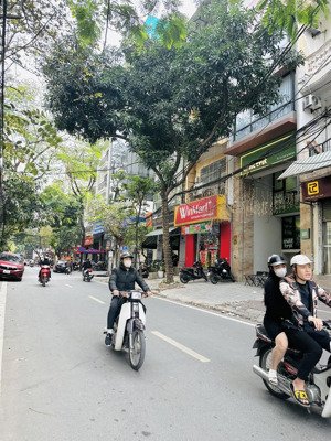 cực hiếm lại rẻ - mặt phố ngã tư trần quang diệu - võ văn dũng, không quy hoạch, không lỗi