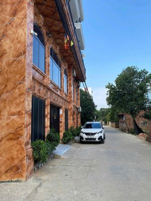 cần bán 145m2 mặt đường trục chính kim bông - tân xã phù hợp xây trọ