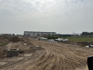 chính chủ em cần bán gấp lô biệt thự song lập 176,6m2 giáp đường 48, chuẩn bị xây dựng. giá đầu tư