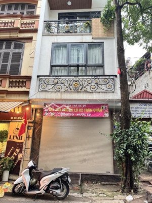 phân lô - ô tô vỉa hè - dừng đỗ ngày đêm - thang máy - nội thất cao cấp