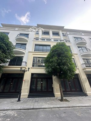 cần tiền nhập hàng bán nhanh san hô 65m2 sẵn sổ 10,3 tỷ sẵn sổ, vin ocean park 2. 