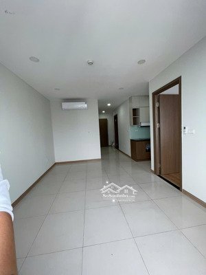 mình cần tiền gấp thanh khoản. bán căn 2pn-2wc giá thấp nhất rose town