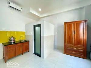 nhà 5 tầng làm căn hộ dịch vụ, hẻm xe hơi, bùi minh trực, 11.6tỷ