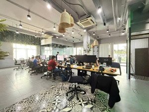 cho thuê căn đôi nhà phố mặt tiền nguyễn cơ thạch - dtsd : 1400m2 giá 420 triệu/tháng