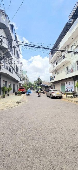 ngooj bank bán gấp chdv 5 tầng có 7pn kép kín - nhỉnh 9 tỷ còn tl